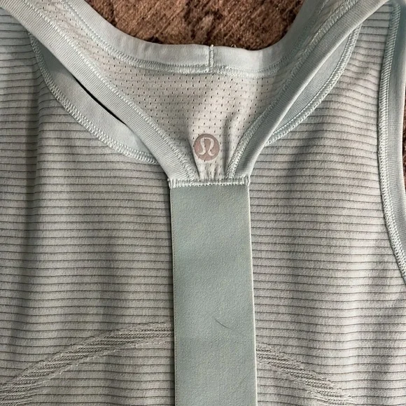 Lululemon Light Blue Swiftly Tech Tank - Picture 5 of 6